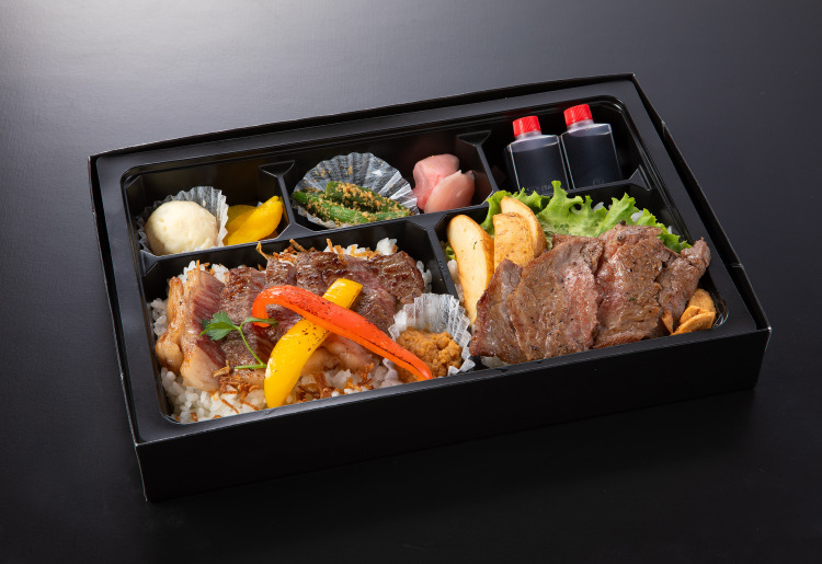 豪華食べ比べ弁当【極】　近江牛ステーキ＆国産牛サーロインステーキ